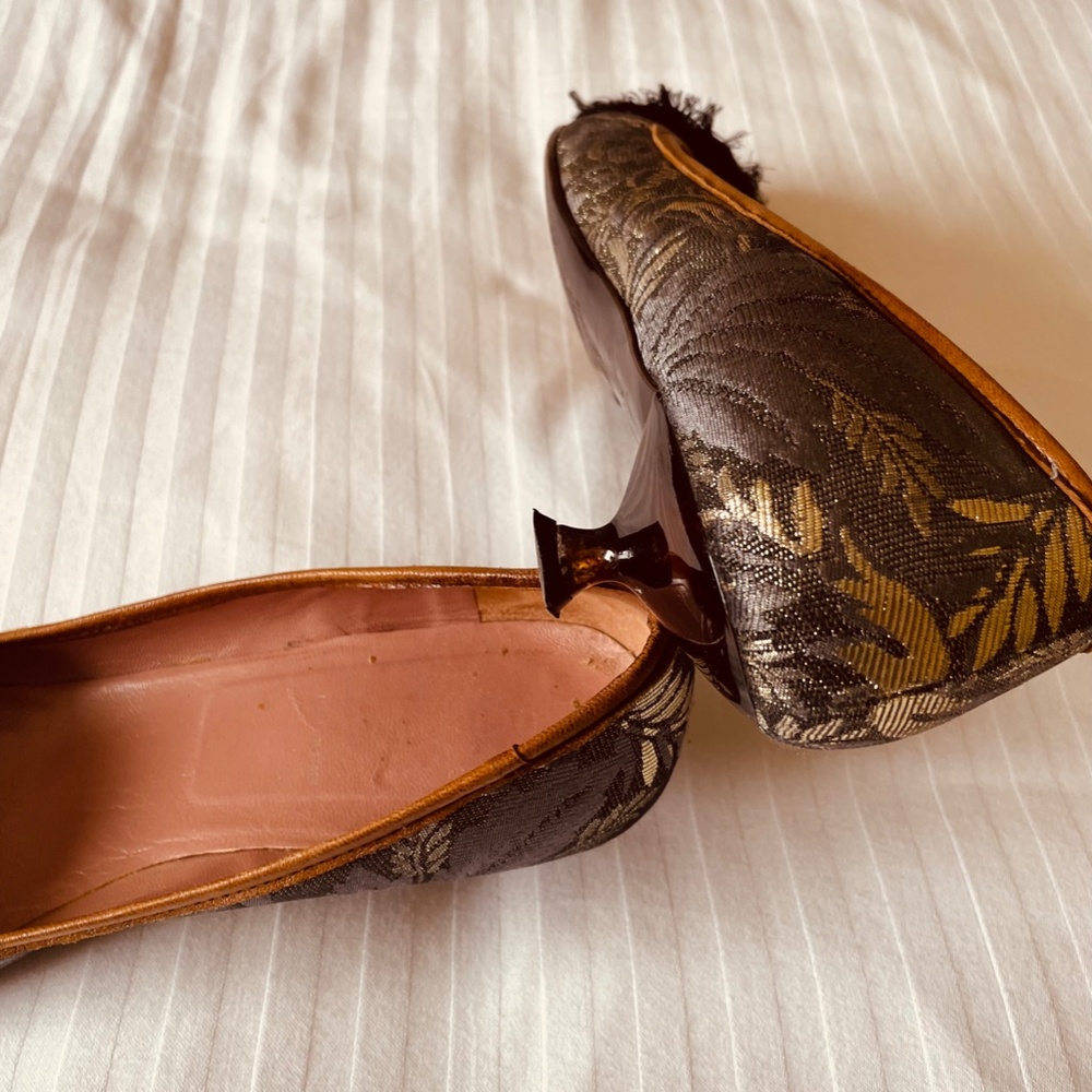 Kitten heel brocade pumps - Picture 5 of 7